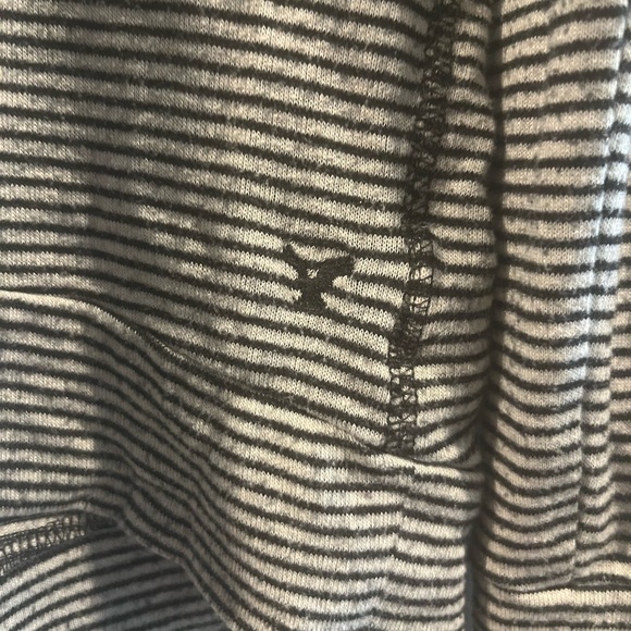American Eagle Light Hoodie Long sleeve - Picture 5 of 11